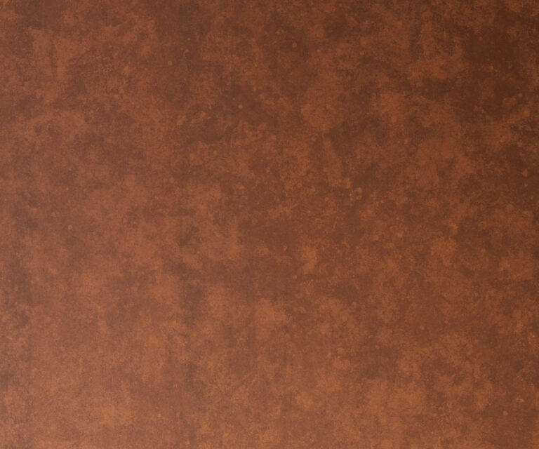607