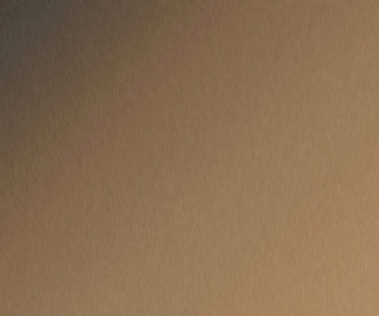 912