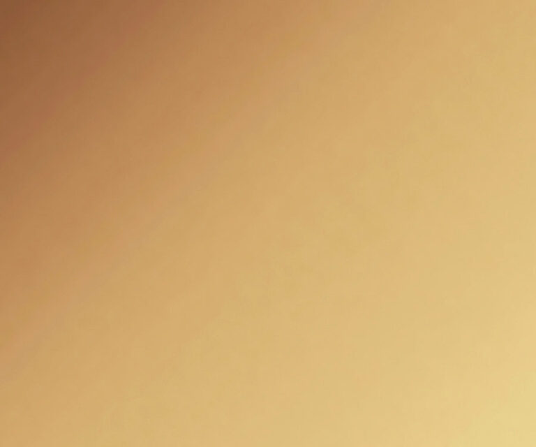 943